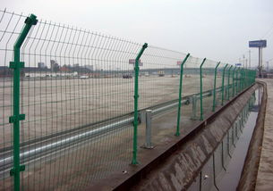 陜西高速公路與鐵路隔離柵產品的制作特點